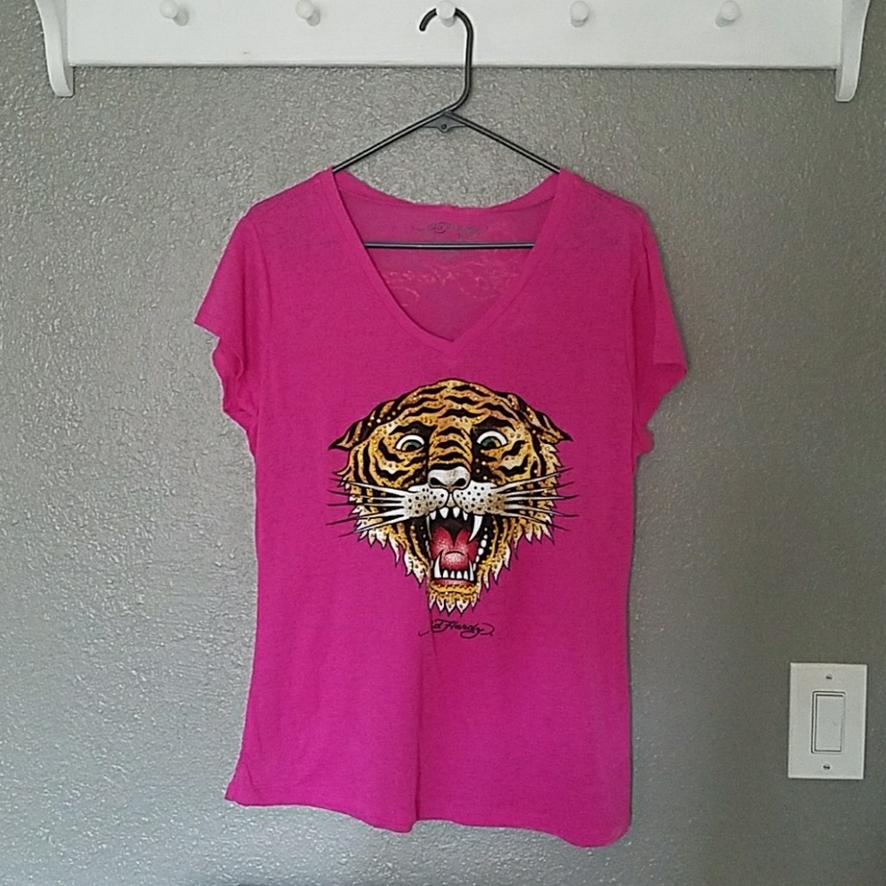Ed Hardy V neck women's t-shirt